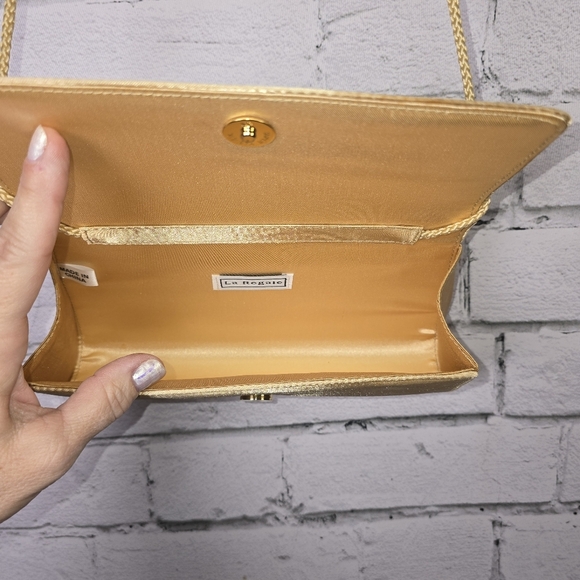La Regale Gold Evening Bag - Picture 4 of 8